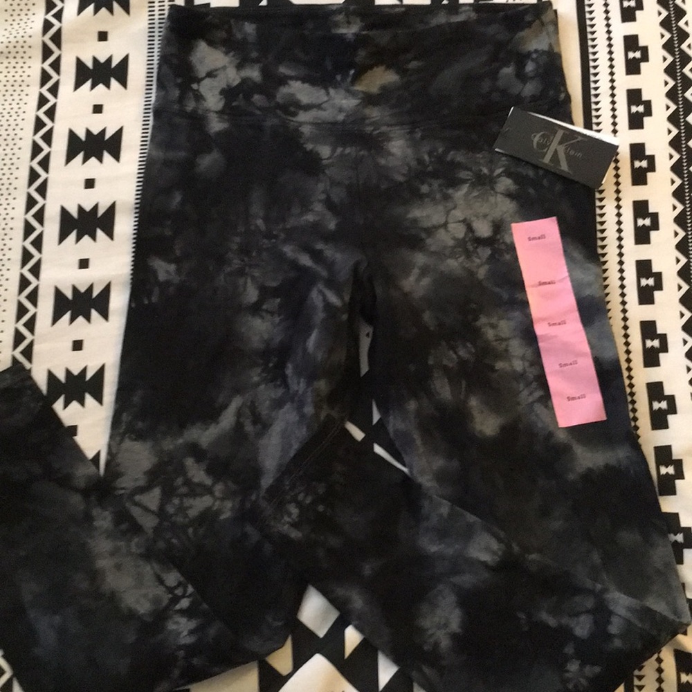 🚨SOLD🚨Calvin Klein Tie Dye Leggings